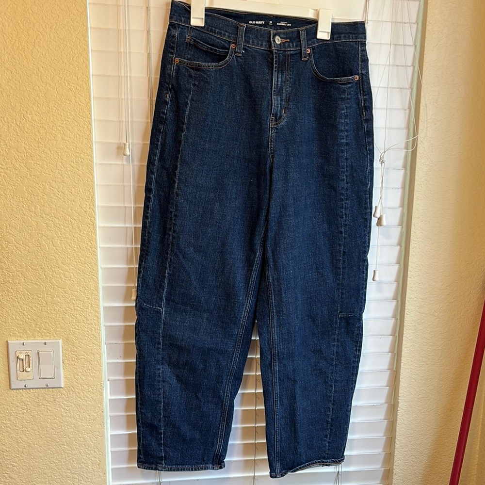 Old Navy Deep Indigo Barrel Ankle Length Jeans